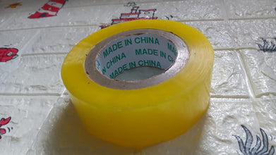 Transparent tape roll